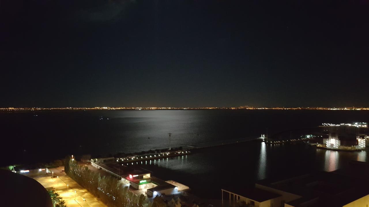 Parque Nacoes Prime Apartments 16 - 3 Quartos Lisboa Екстериор снимка